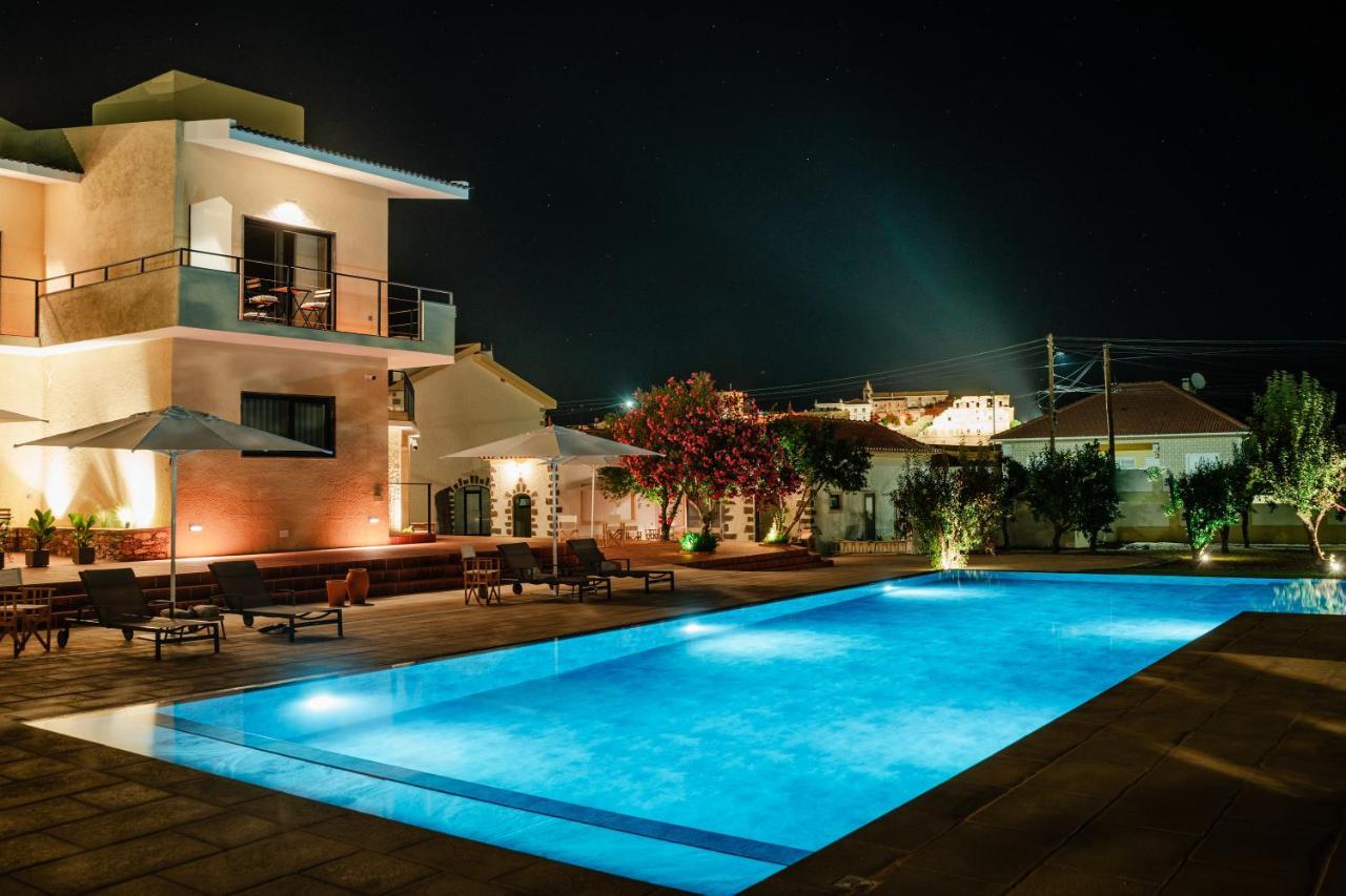 Villa Dos R'S Avis Exteriér fotografie