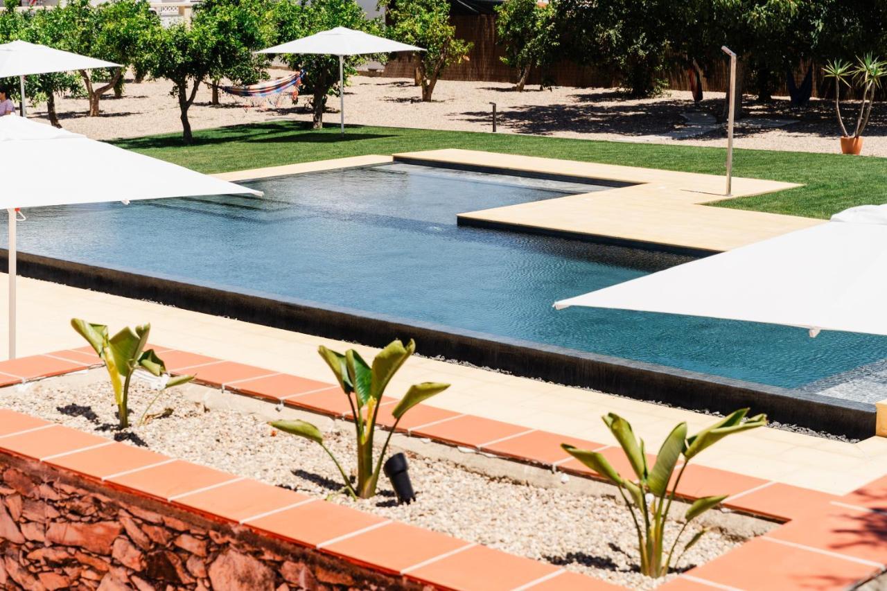 Villa Dos R'S Avis Exteriér fotografie