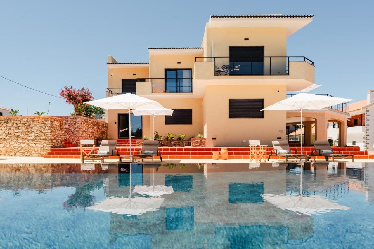 Villa Dos R'S Avis Exteriér fotografie
