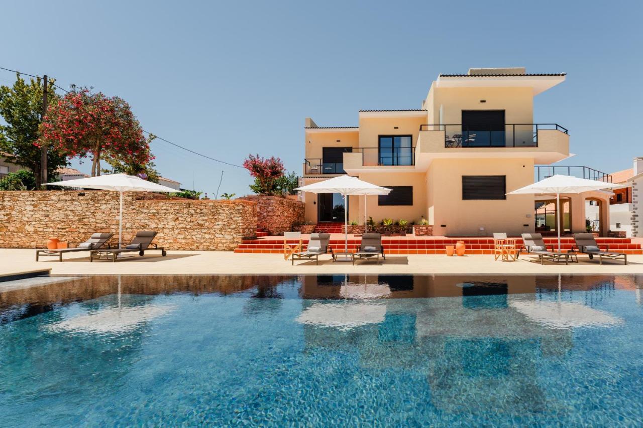 Villa Dos R'S Avis Exteriér fotografie