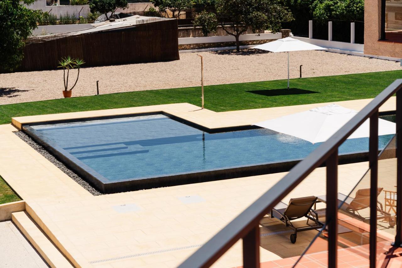 Villa Dos R'S Avis Exteriér fotografie