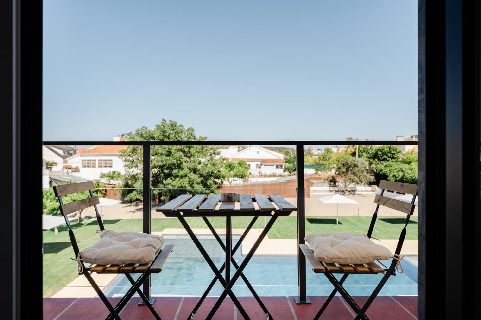 Villa Dos R'S Avis Exteriér fotografie